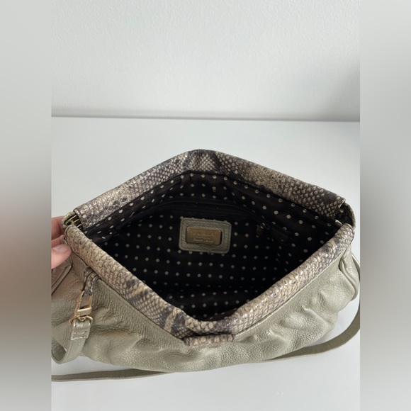 Furla bag, removable strap, all leather, no stains or scuffs, snake leather. - Picture 3 of 7